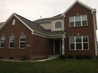 7820 Wahlberg Dr, Zionsville, IN 46077