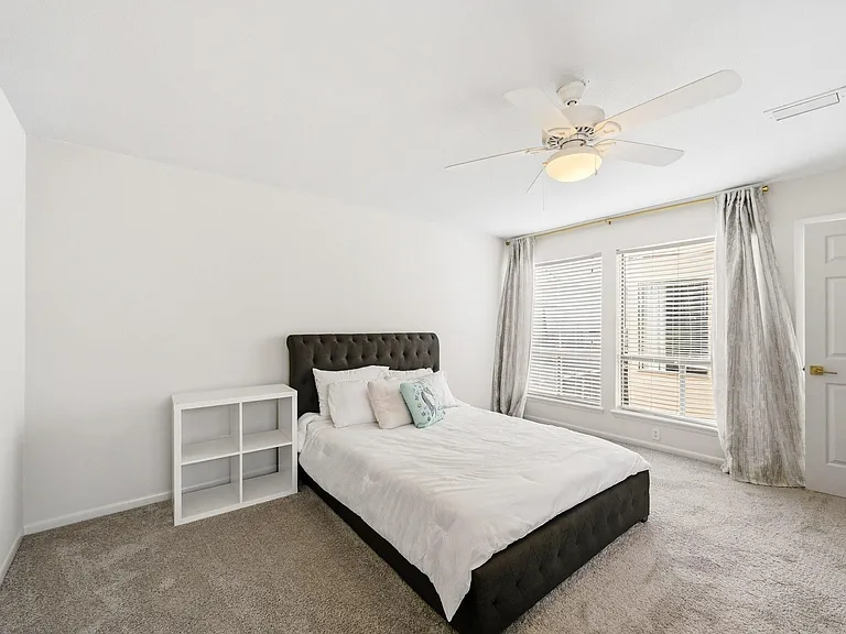 1116 Bering Dr #25 — Photo 39