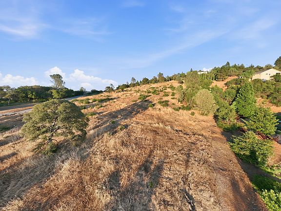 2nd image of 10306 Canyon Creek Ln