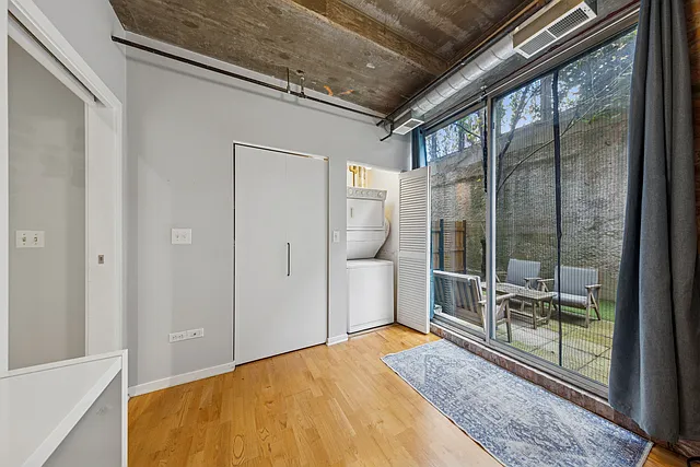 1740 N Maplewood Ave #1222 — Photo 6