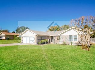 8221 Pearl St, North Richland Hills, TX 76180