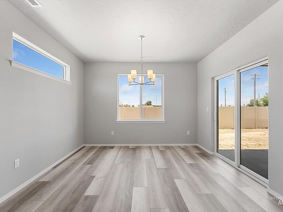5th image of 17761 N Onaway Avenue Block #1-lot 2
