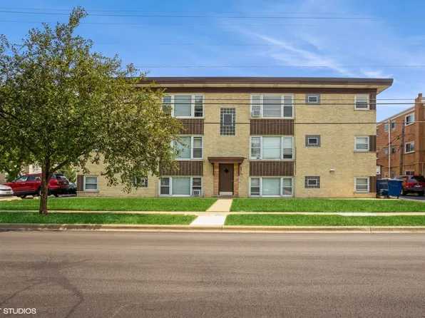 9791 Ivanhoe Ave APT 1S, Schiller Park, IL 60176