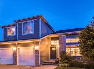 107 Arbor Ave, Sugar Grove, IL 60554