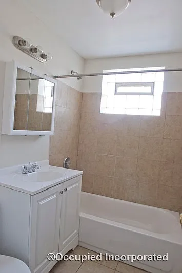 5206 S Harper Ave #104 — Photo 10