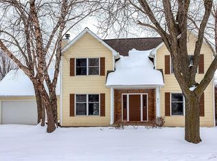 817 SE Rio Cir, Ankeny, IA 50021