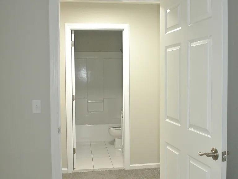 670 Boston Post Rd #5 — Photo 13