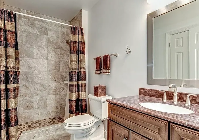 8065 Winstead Manor Ln — Photo 28