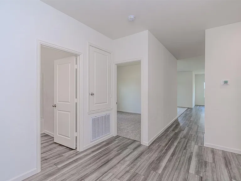 6307 Highland Heights Dr — Photo 10