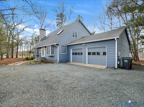 54 Bunker Blvd, Palmyra, VA 22963