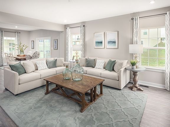 5th image of 906 Green Valley Lot 112