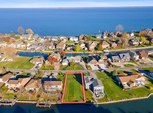 Lakeville, Harrison Township, MI
