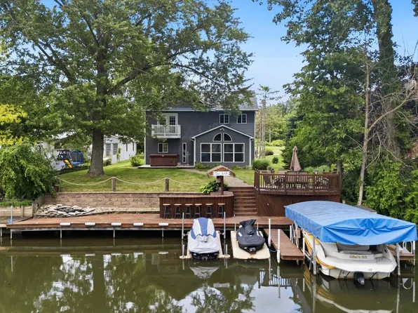 11357 N Memorial Pkwy, Cromwell, IN 46732