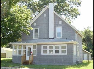 705 N Eddy St, South Bend, IN 46617