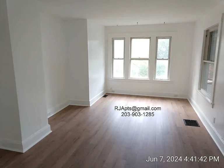 97 Loomis St #1 — Photo 4
