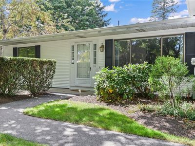 111 Edaville Ct, Warwick, RI, 02886
