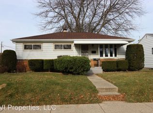 4922 W Van Beck Ave, Milwaukee, WI 53220