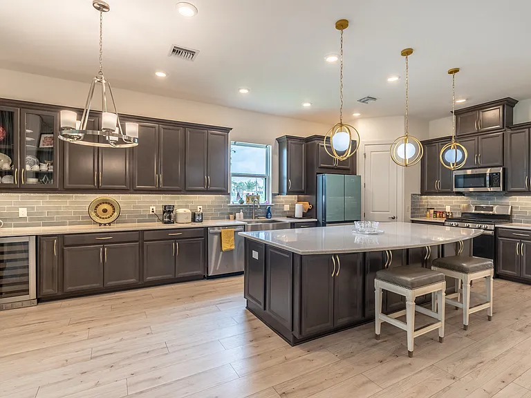15347 Turin Dr — Photo 16