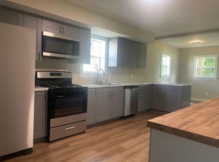 612 S 9th St, Herrin, IL 62948