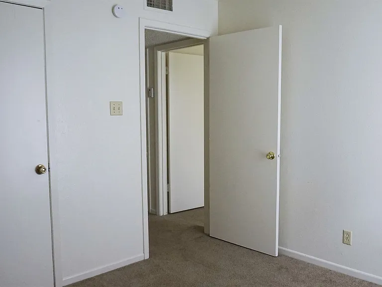 4308 Lake Rd — Photo 13