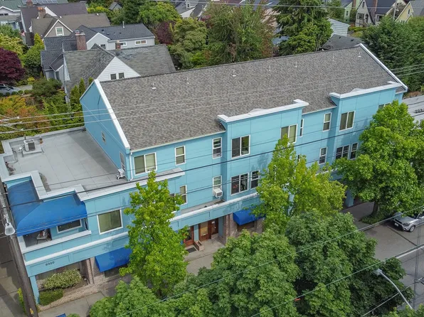 8320 5th Avenue NE, Seattle, WA 98115