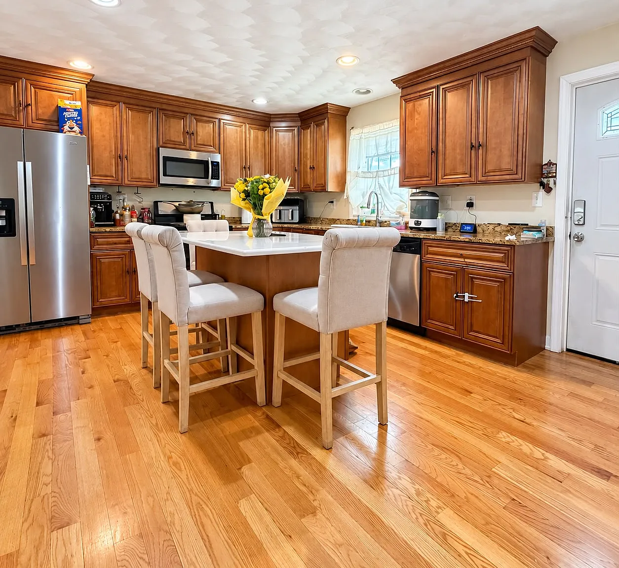 2 bed, 1.5 bath, 1430 sqft, $2,800 — Photo 1