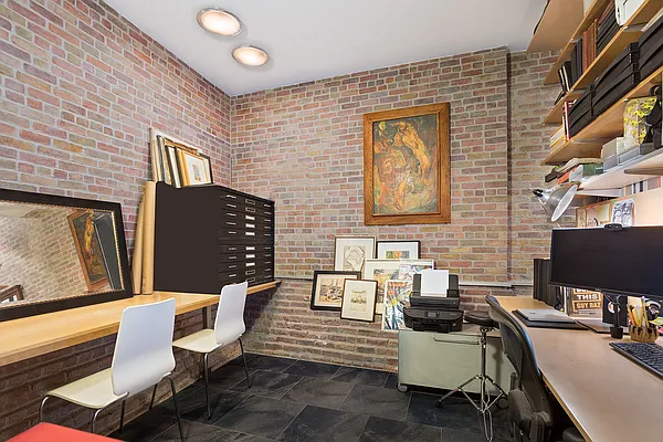 Sold by Compass | media 3