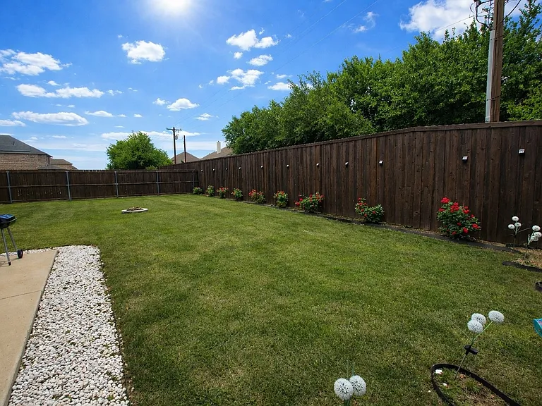 1901 Oakston Dr — Photo 37