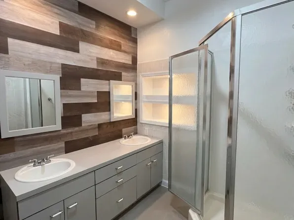 5807 Hobart St Floor 2, Pittsburgh, PA 15217