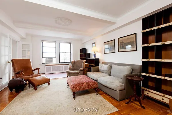 Rented by Town Residential | media 18