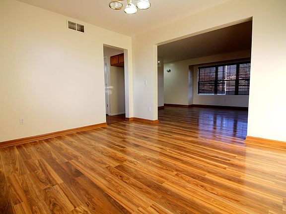 3rd image of 169 Apple Blossom Ln