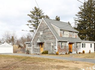 33 Pomeroy St, Wilbraham, MA 01095