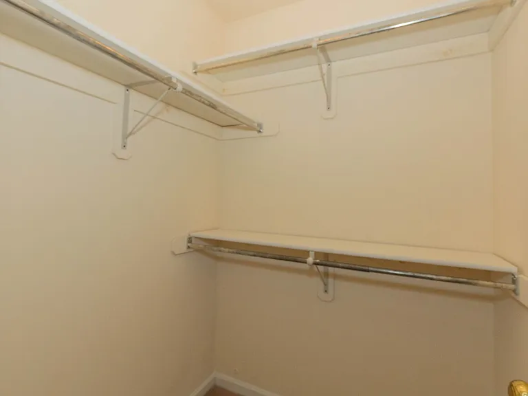 180 Muirfield Ct — Photo 34
