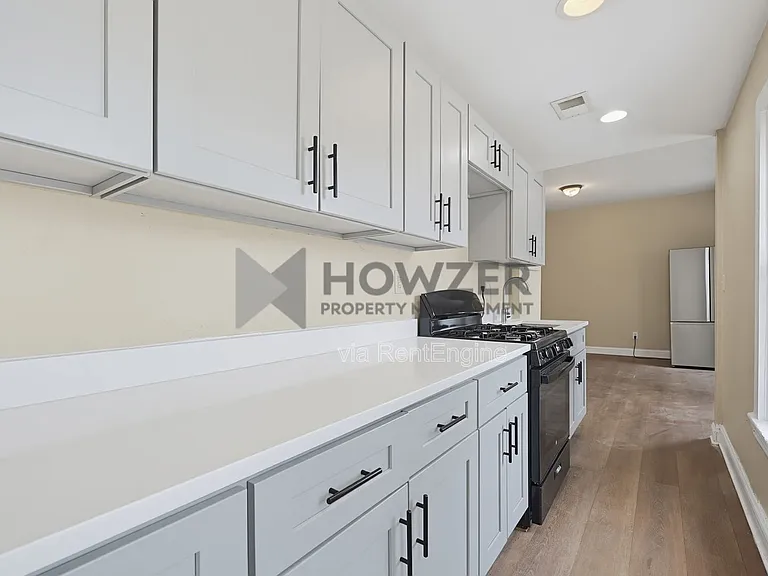 14-18 Chester Ave #16-14 — Photo 16