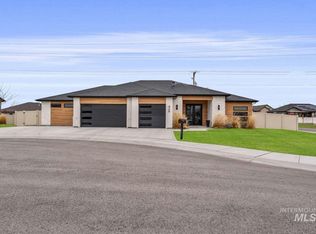 429 Meadowview Ln N, Twin Falls, ID 83301