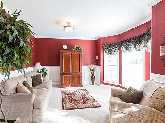 4th image of 2356 Sargent Daly Dr
