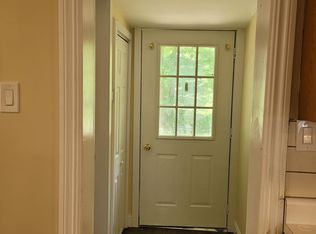 208 Creek Rd, Pleasant Valley, NY 12569