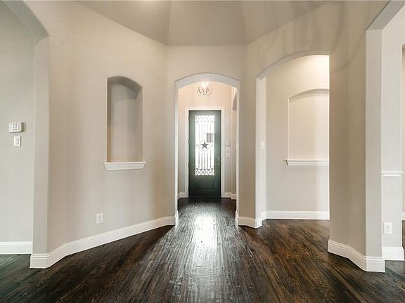 3rd image of 1101 Indigo Creek Way