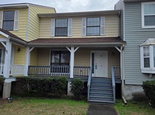912 Pineland Ave APT 44, Hinesville, GA 31313