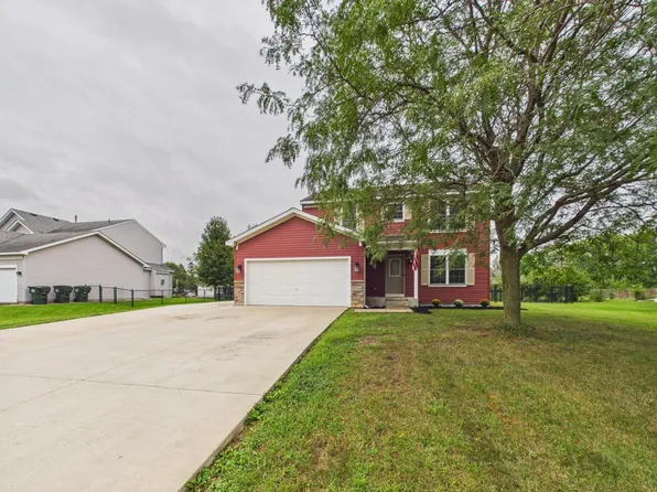 9334 204th St W, Lakeville, MN 55044