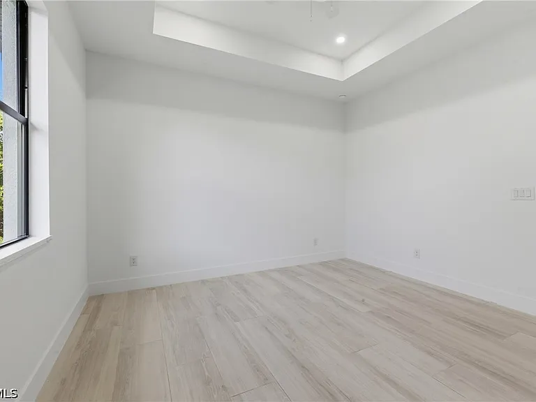 3629 SW Santa Barbara Pl — Photo 20
