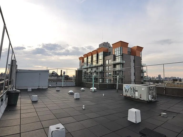 808 Driggs Ave #2A — Photo 7