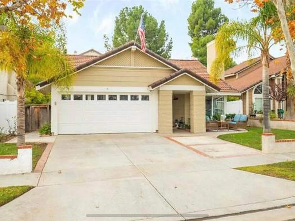 3246 Sagewood Ln