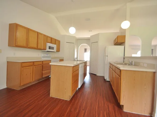 36 Frenora Ln, Palm Coast, FL 32137