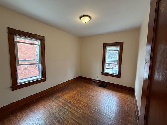 3rd image of 135 W Locust St