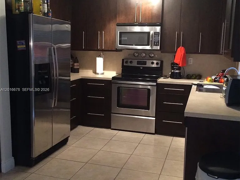 10026 SW 162nd Path — Photo 5