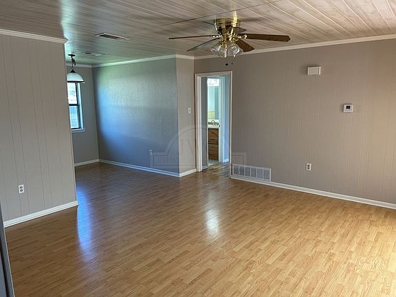 3rd image of 610 N 23rd St