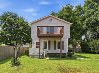128 Newfield Rd, Springfield, MA 01119