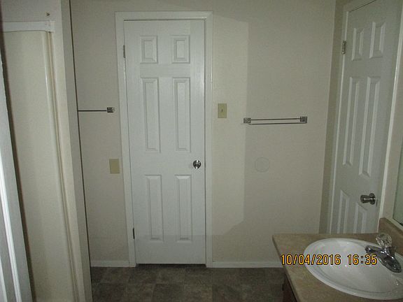 4th image of 1521 Greenwood St APT A