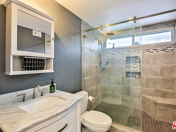 3rd image of 29085 Lotusgarden Dr